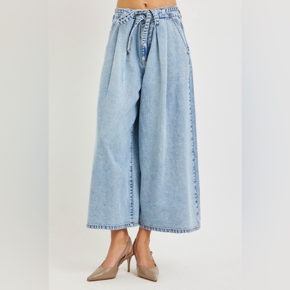 High-Waist Wide Leg Light Blue Denim Pants - Picture 2 of 5